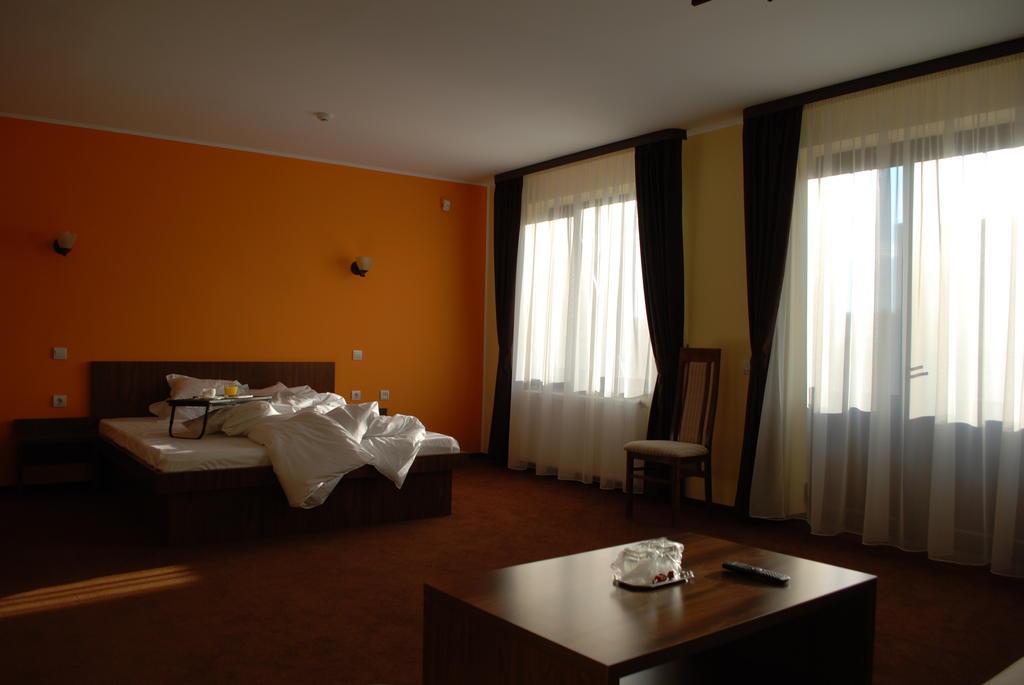 Vila Aris Яш Стая снимка